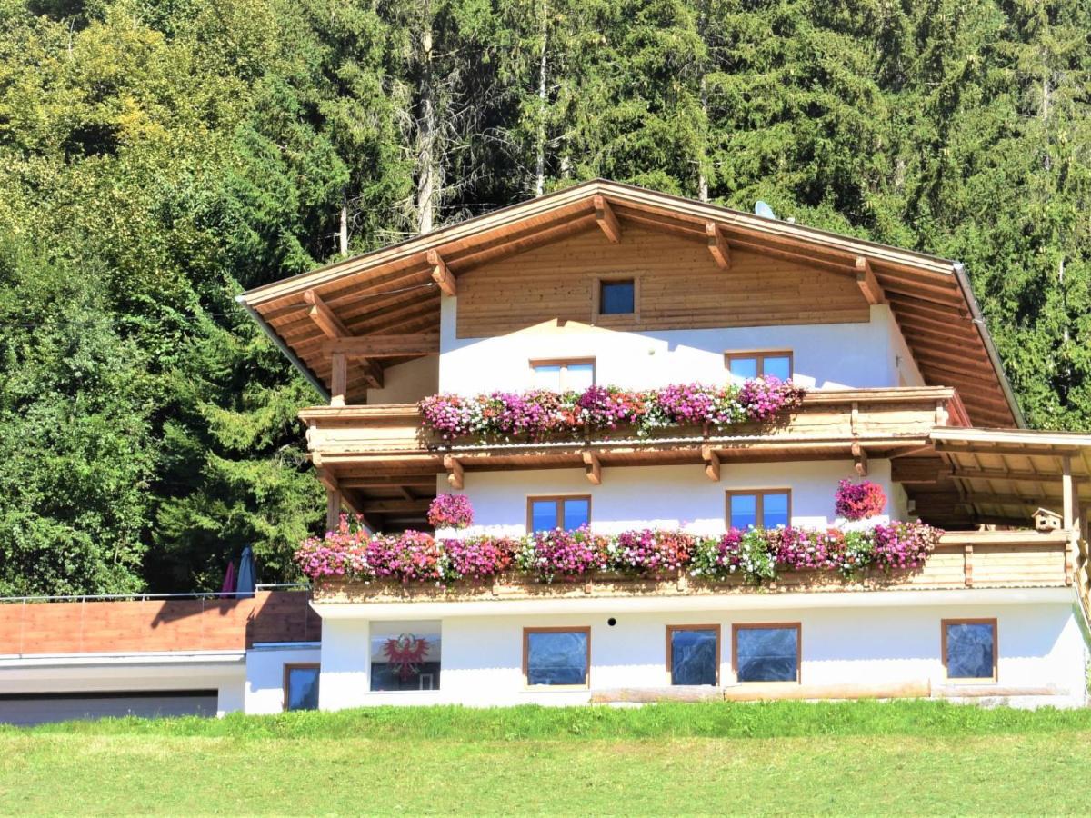 Sonnigs Platzl By Interhome Apartment Stumm
